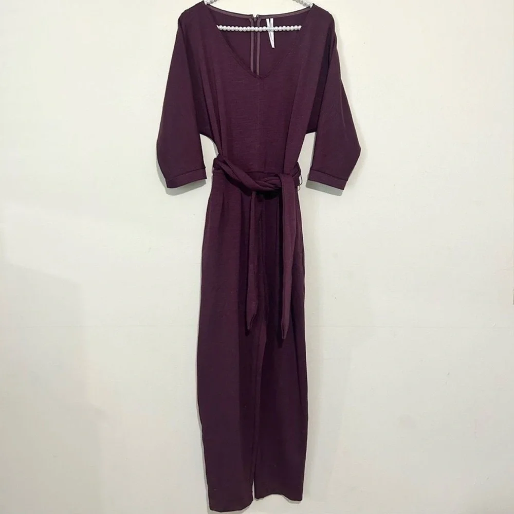 Anthropologie Ponte Sutton Berry Purple 3/4 Sleeve Tapered Leg Jumpsuit SZ XS